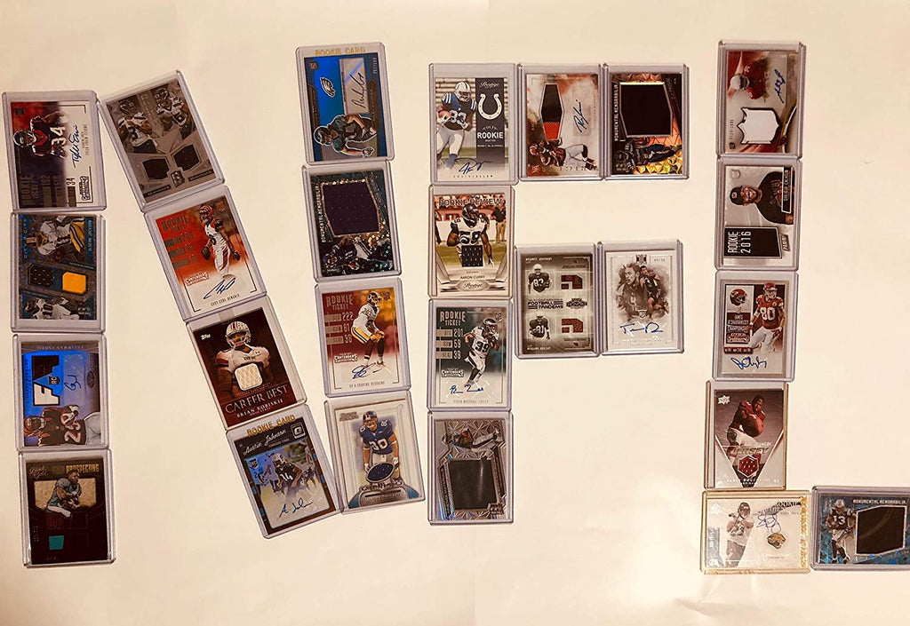 100 Official NFL Football Cards Gift Box M839