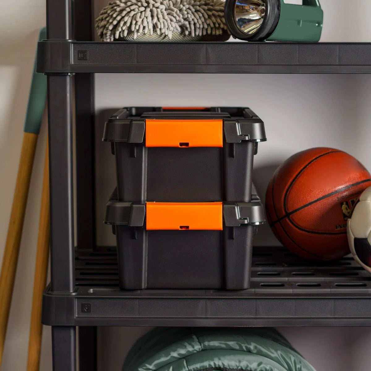 Heavy Duty Plastic Storage Bins with Lockable Lids, Black O6685
