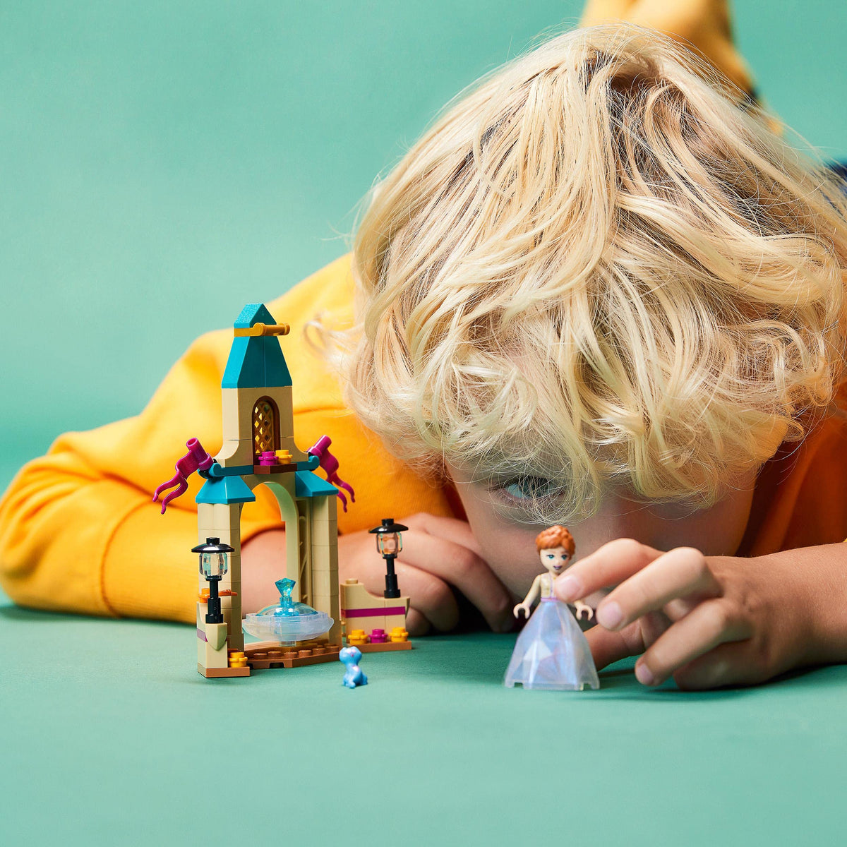 Building Toy with Mini Doll D4808
